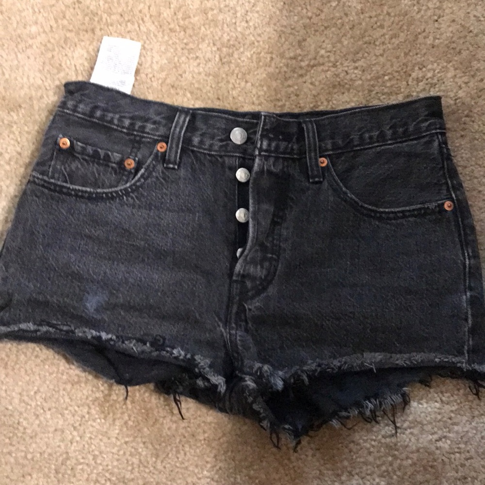 Black denim/jean Levi’s 501 cutoff shorts
